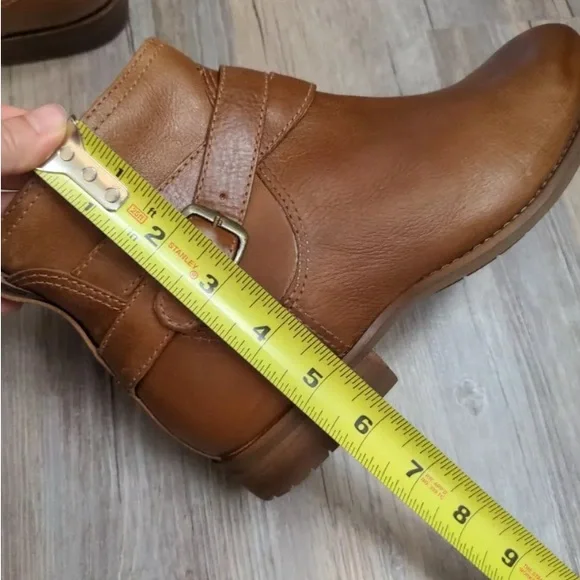 NEW L.L. Bean Leather Westport Ankle Strap Boots size 8 Wide - Picture 8 of 8